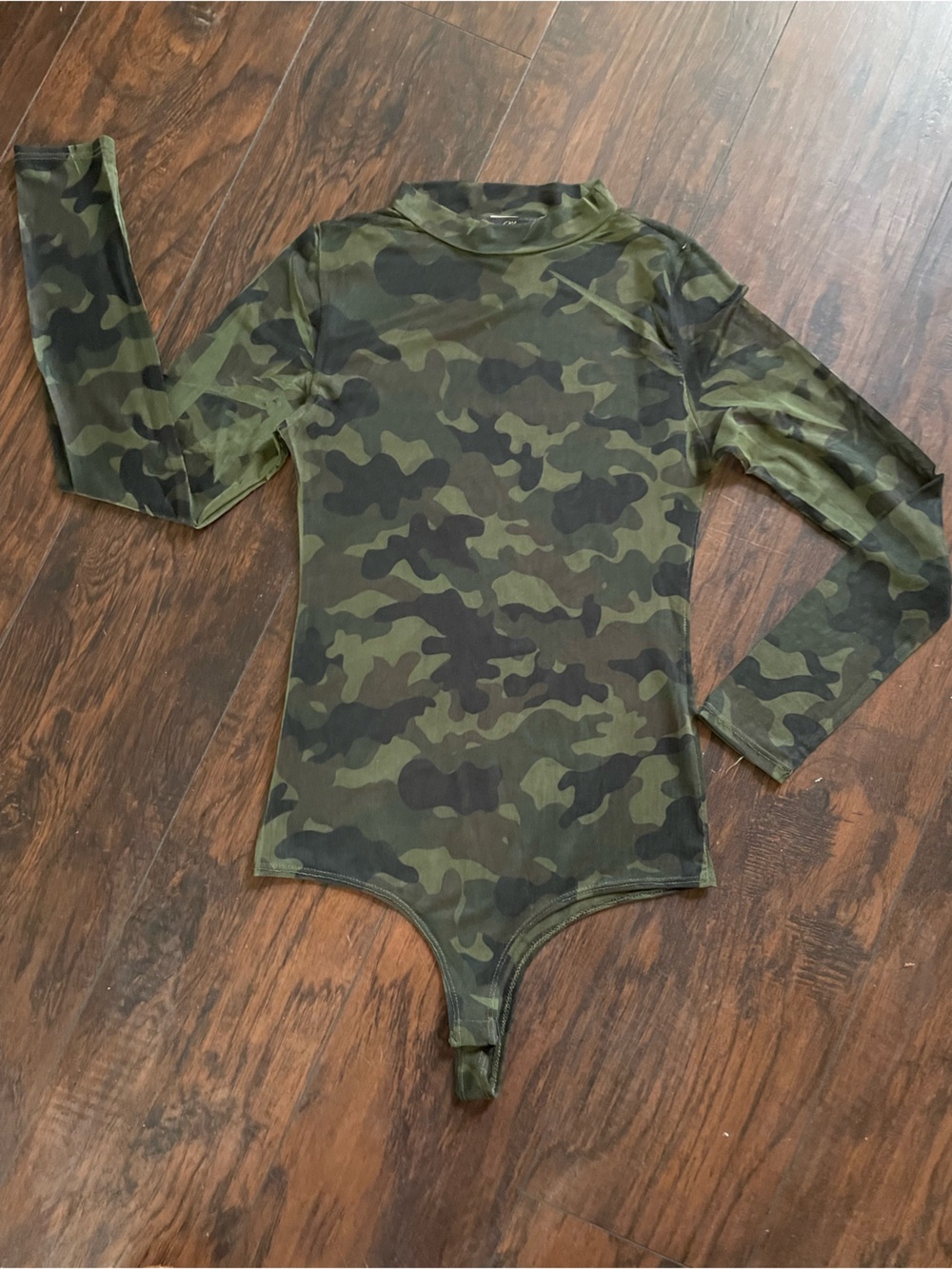 Mesh camo  Long-Sleeve One-Piece Bodysuit - Olive Green